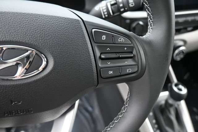 New 2026 Hyundai Venue SEL FWD image 19