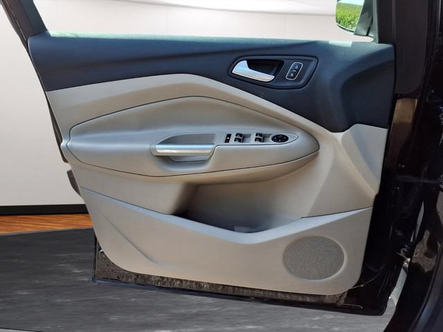 Used 2019 Ford Escape SEL FWD image 16