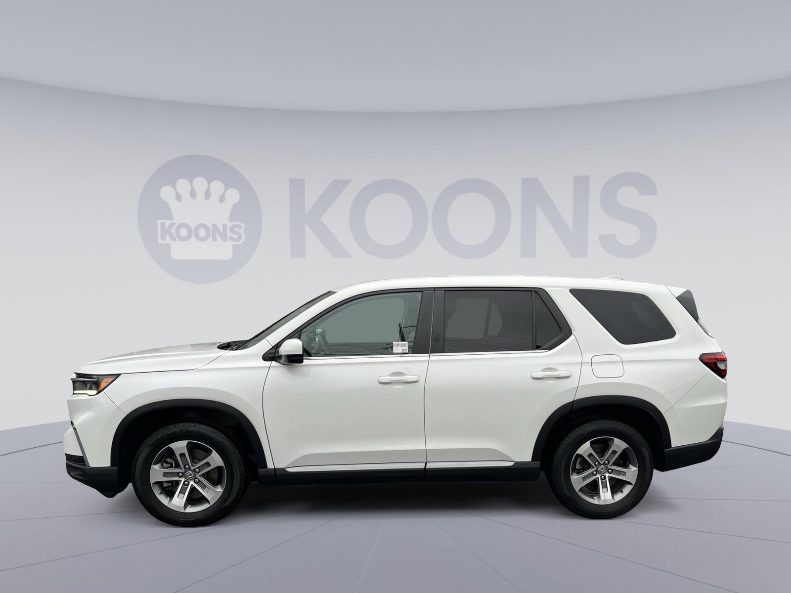Used 2023 Honda Pilot EX-L image 2