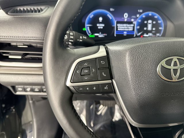 Used 2026 Toyota Grand Highlander AWD Hybrid image 13