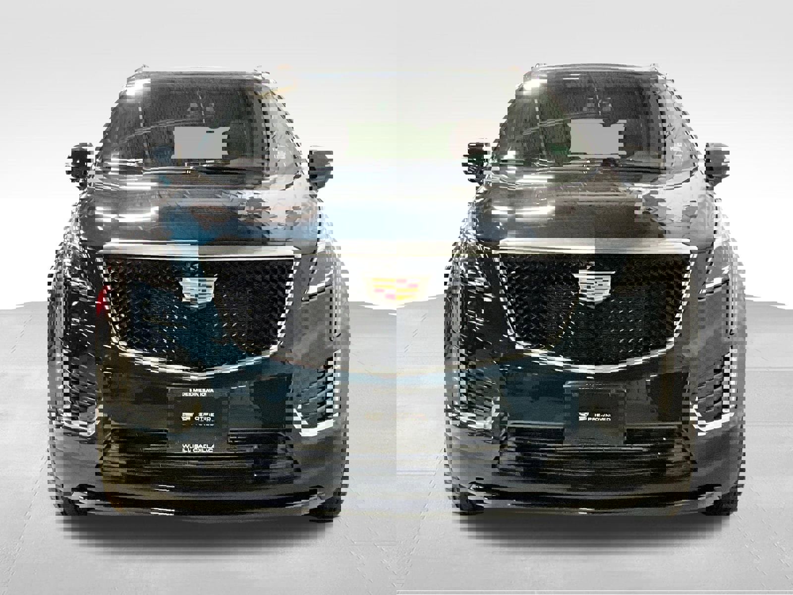 Used 2025 Cadillac XT5 Sportv image 2