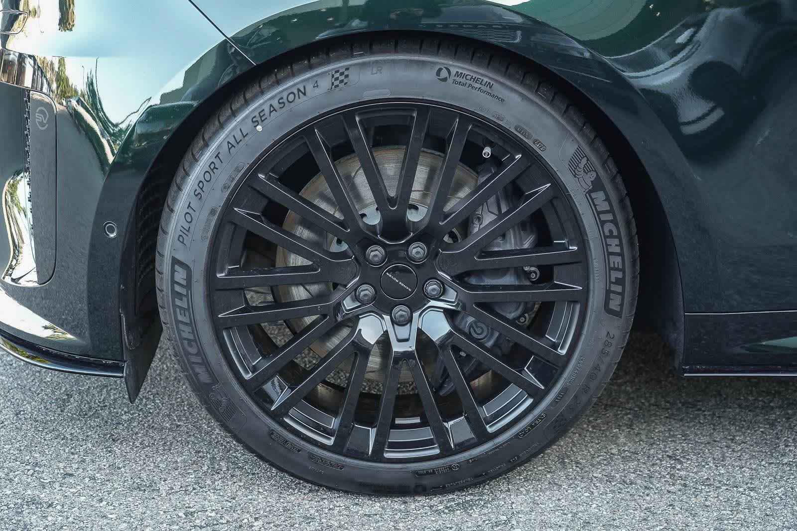 New 2026 Land Rover Range Rover Sport SV AWD/4WD image 9