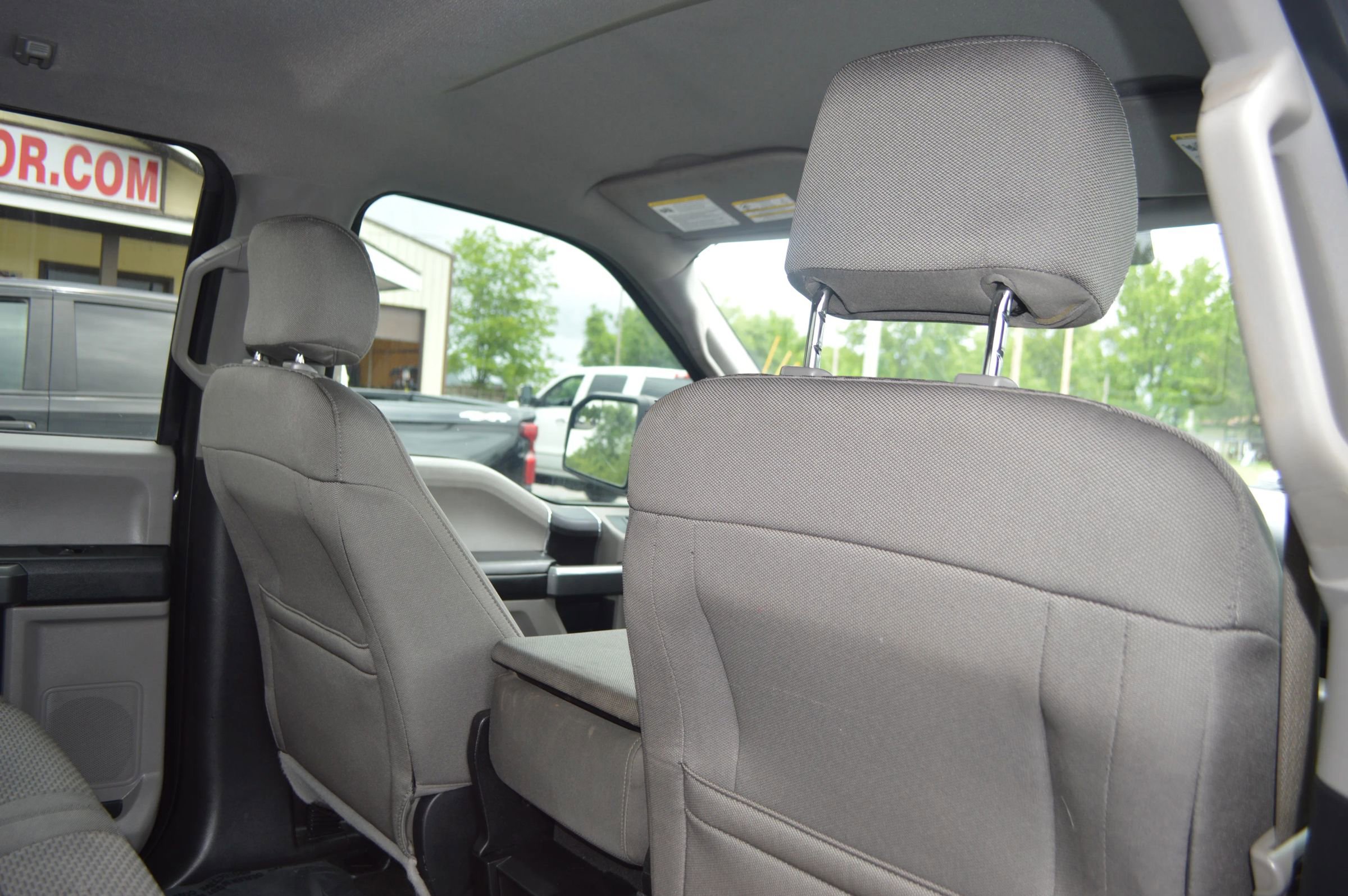 Used 2015 Ford F150 XLT image 26