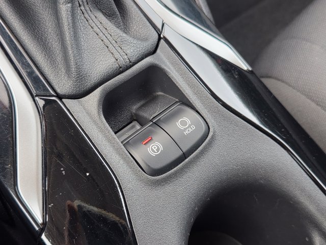 Used 2022 Toyota Corolla LE FWD image 23