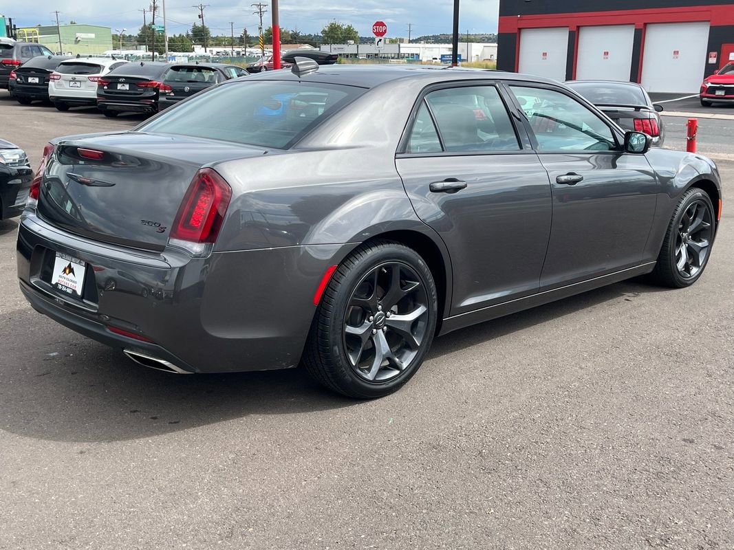 Used 2023 Chrysler 300 S image 7