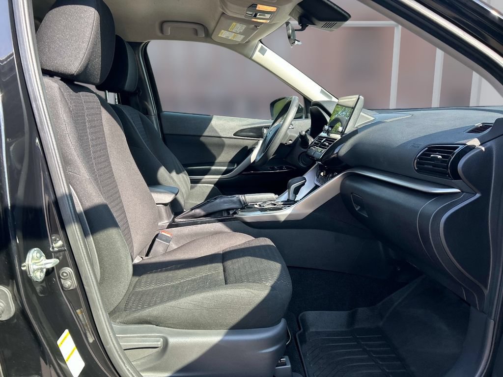 Used 2024 Mitsubishi Eclipse Cross LE AWD/4WD image 23