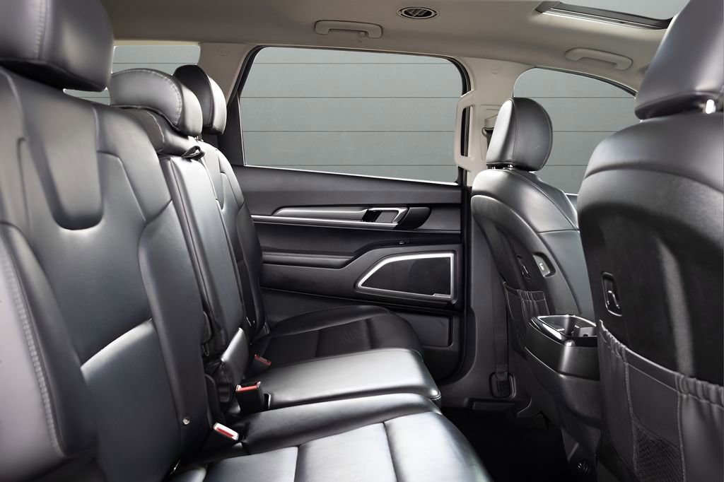 Used 2020 Kia Telluride S w/ S 8 Passenger Seating Package AWD/4WD image 71