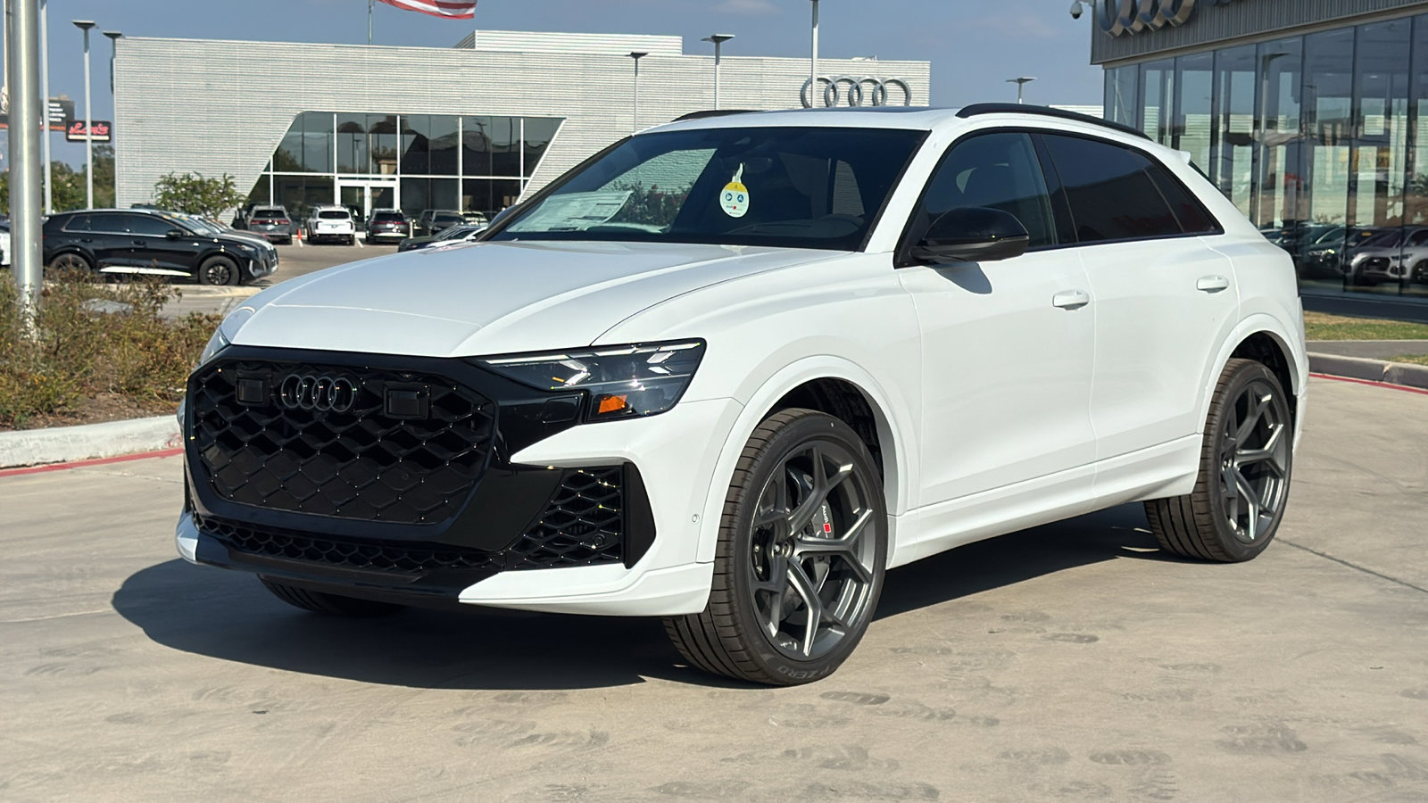 New 2026 Audi RS Q8 performance image 3