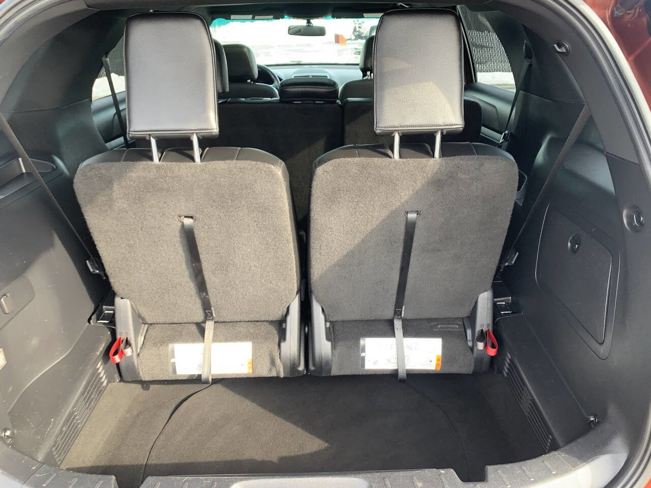 Used 2016 Ford Explorer XLT w/ Equipment Group 202A image 35