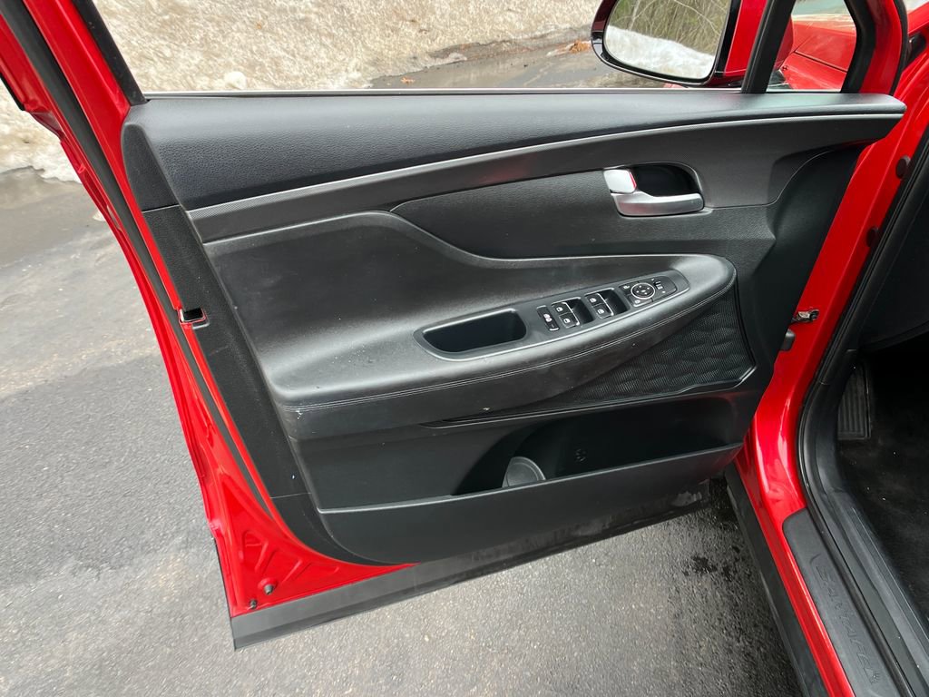 Used 2021 Hyundai Santa Fe SEL image 11