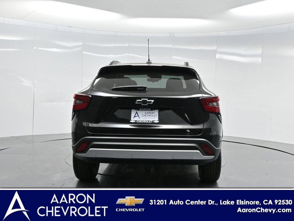New 2026 Chevrolet Trax LT w/ Sunroof Package FWD image 44