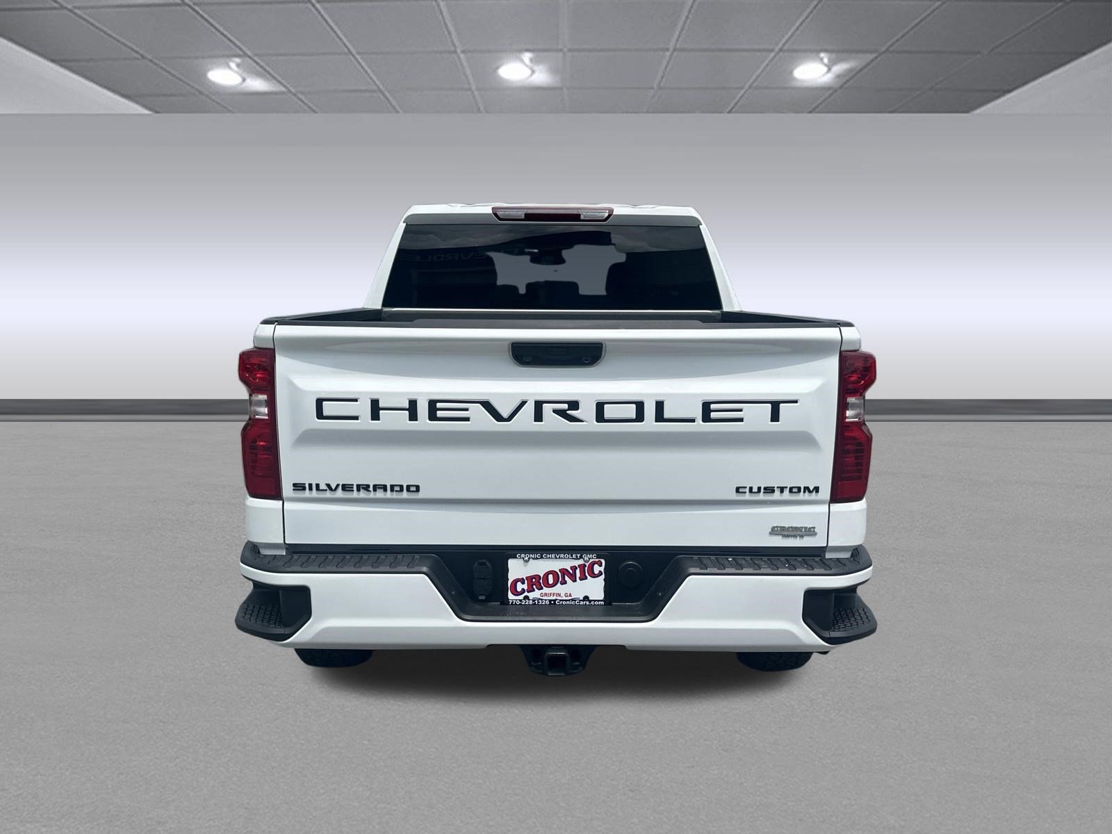 Used 2026 Chevrolet Silverado 1500 Custom w/ Turbomax Blackout Package AWD/4WD image 4