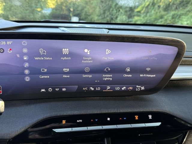 Certified 2025 Buick Enclave Preferred AWD/4WD image 13