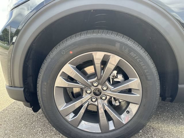 New 2026 Ford Explorer Active w/ Active Comfort Package AWD/4WD image 21