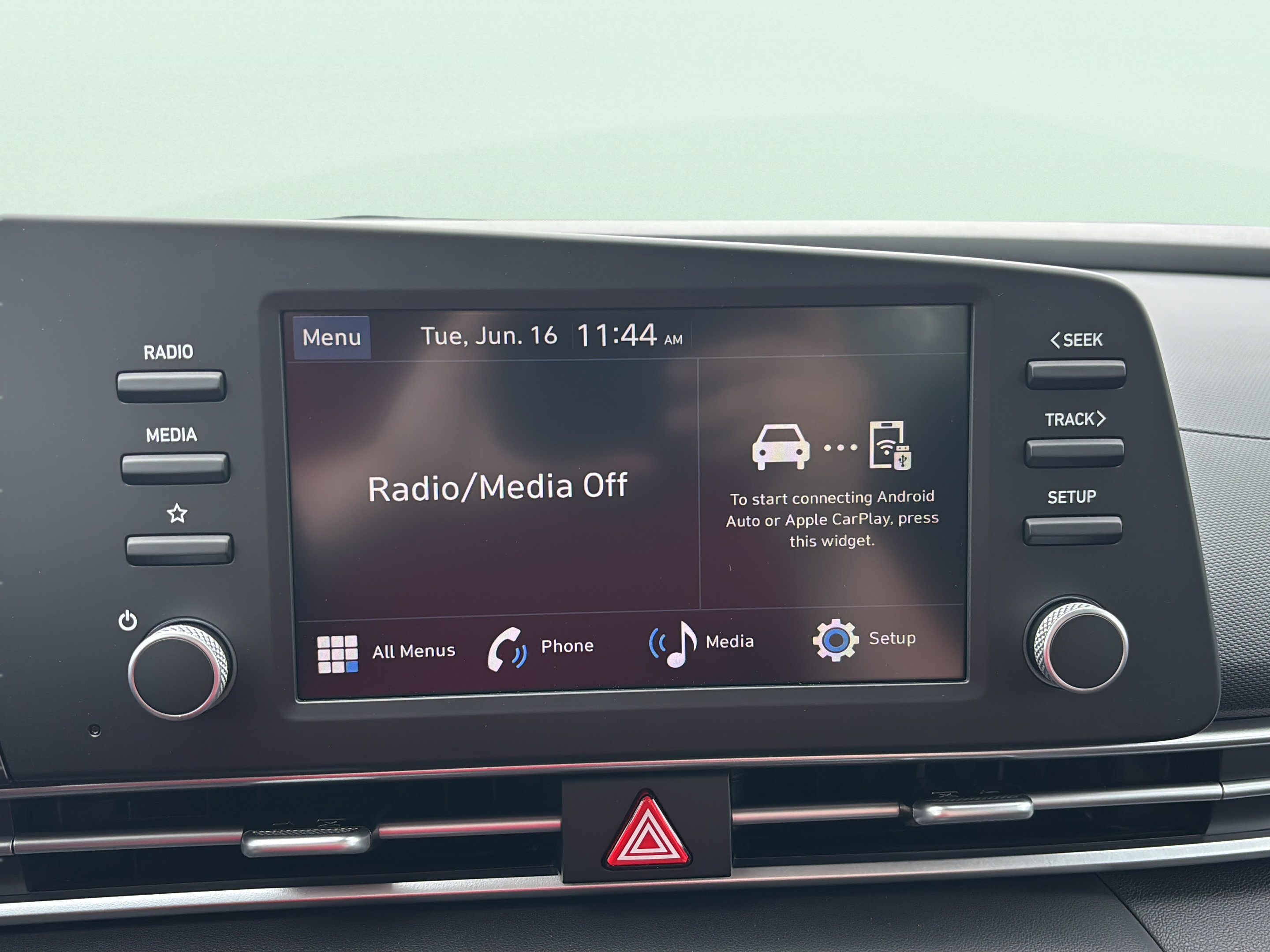 New 2026 Hyundai Elantra SE FWD image 15