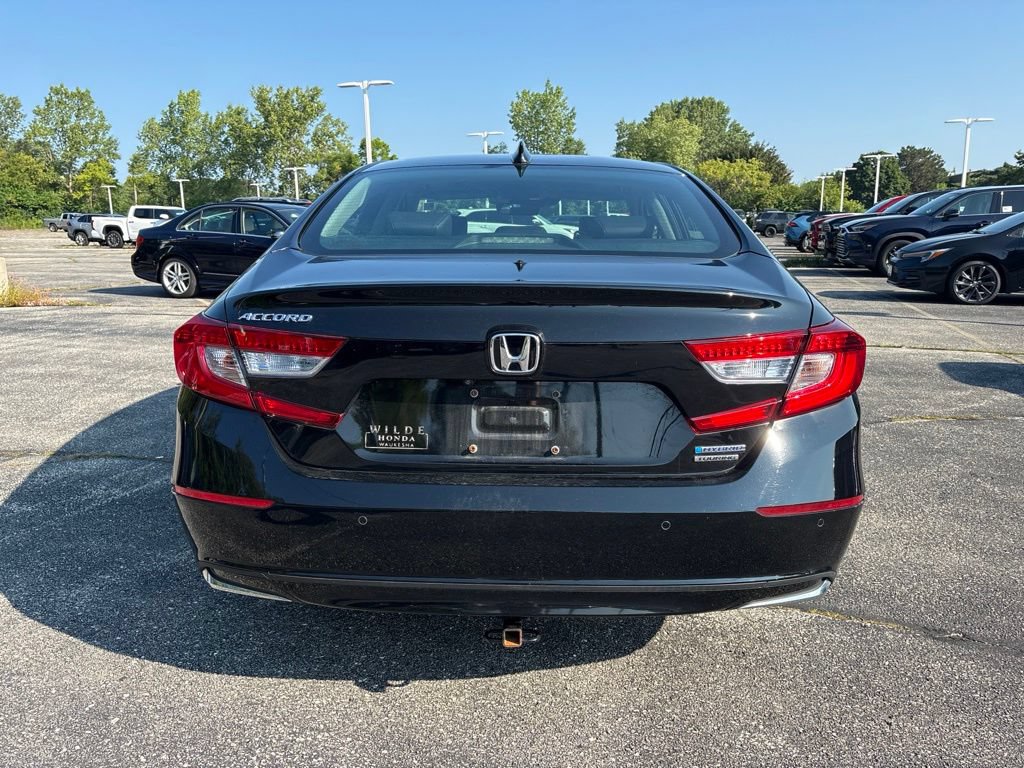 Used 2019 Honda Accord Touring image 4