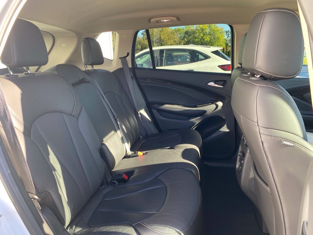 Used 2018 Buick Envision Essence FWD image 37
