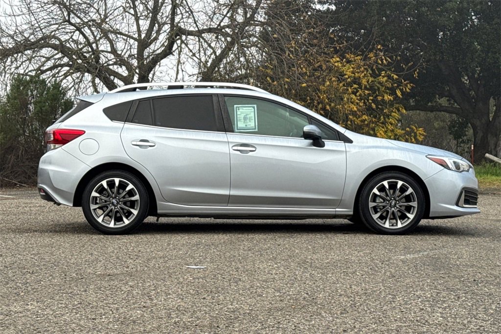 Used 2023 Subaru Impreza 2.0i Limited w/ Popular Package #3 image 3