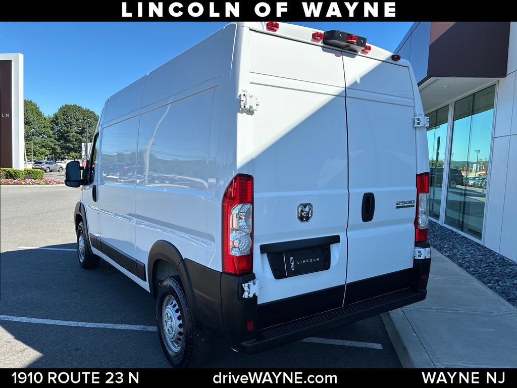 Used 2024 RAM ProMaster 2500 w/ Convenience Group FWD video 3