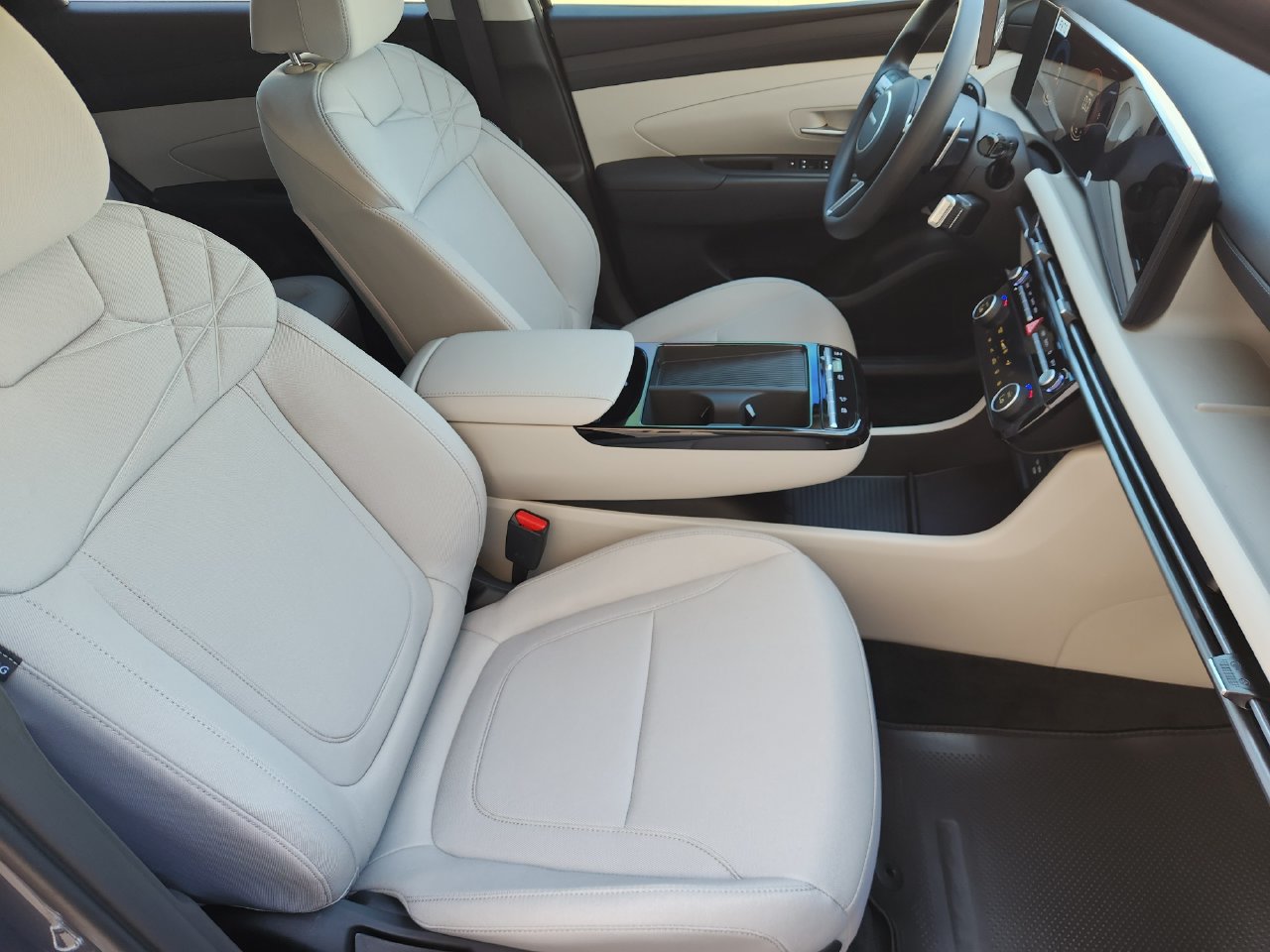New 2026 Hyundai Tucson Blue SE AWD/4WD image 11