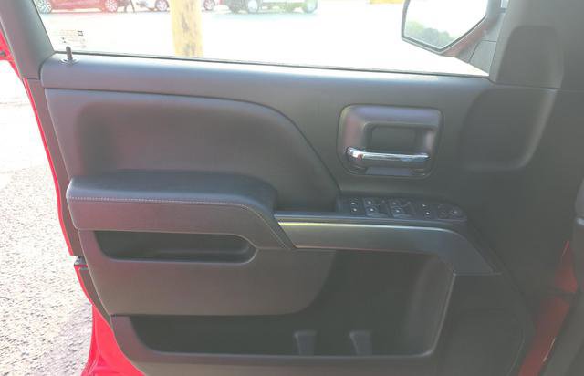 Used 2018 Chevrolet Silverado 1500 LT w/ All Star Edition image 9