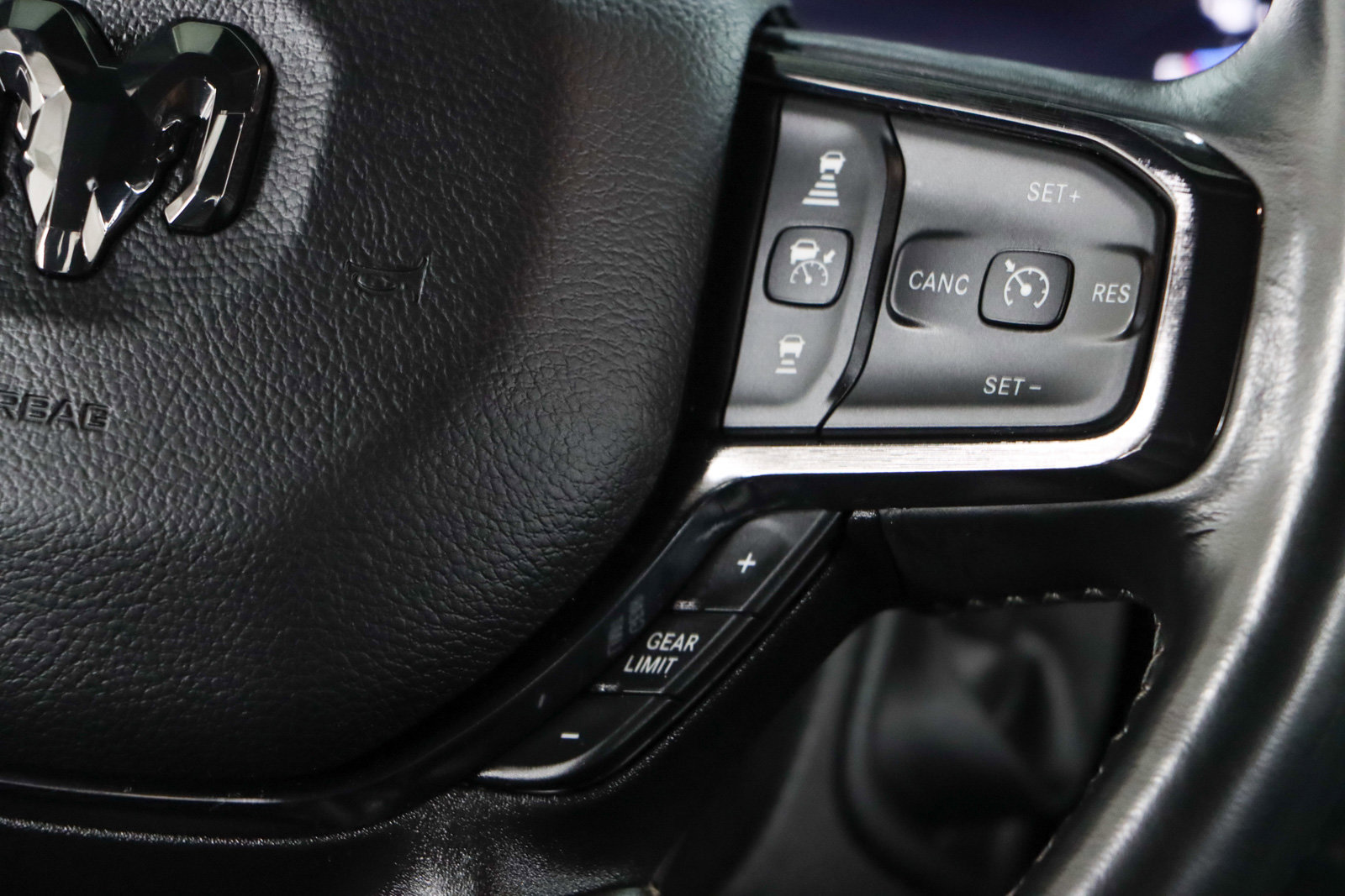 Used 2023 RAM 2500 Limited image 15