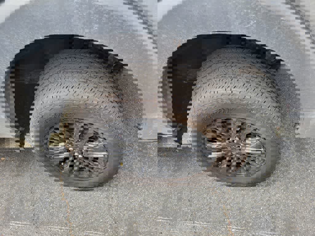 Used 2024 Ford F150 XLT w/ Equipment Group 302A MID image 4