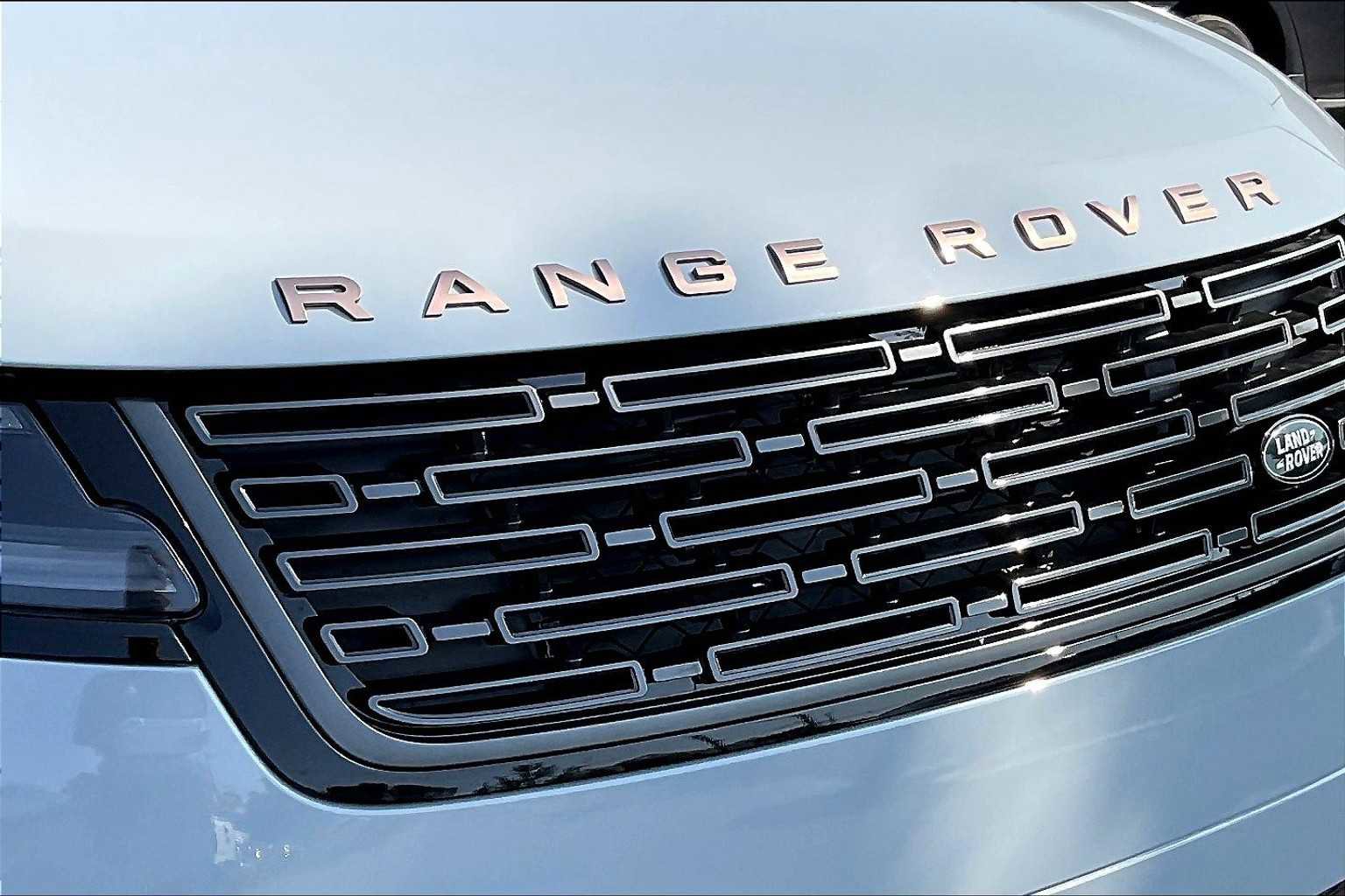 New 2026 Land Rover Range Rover Velar Autobiography image 34