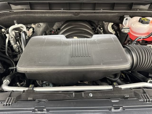 New 2026 GMC Yukon XL AT4 w/ LPO, Floor Liner Package AWD/4WD image 30