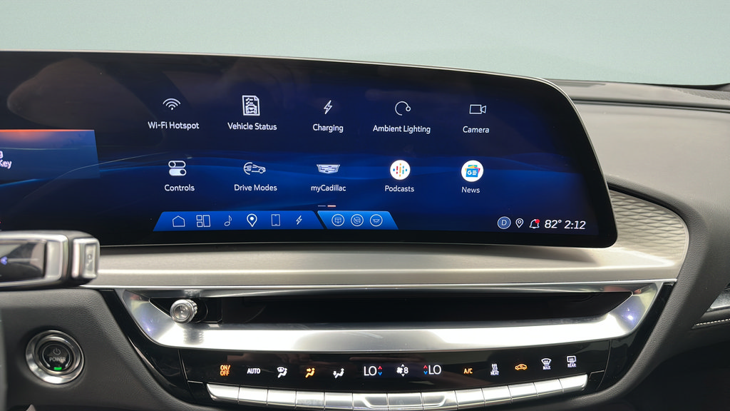 Used 2023 Cadillac Lyriq AWD image 18