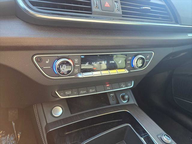 Used 2023 Audi Q5 2.0T Premium Plus w/ Premium Plus Package AWD/4WD image 31