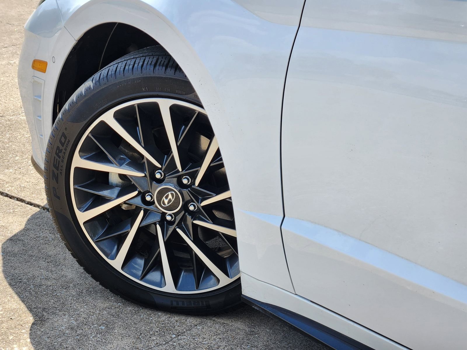 Used 2023 Hyundai Sonata Limited FWD image 17