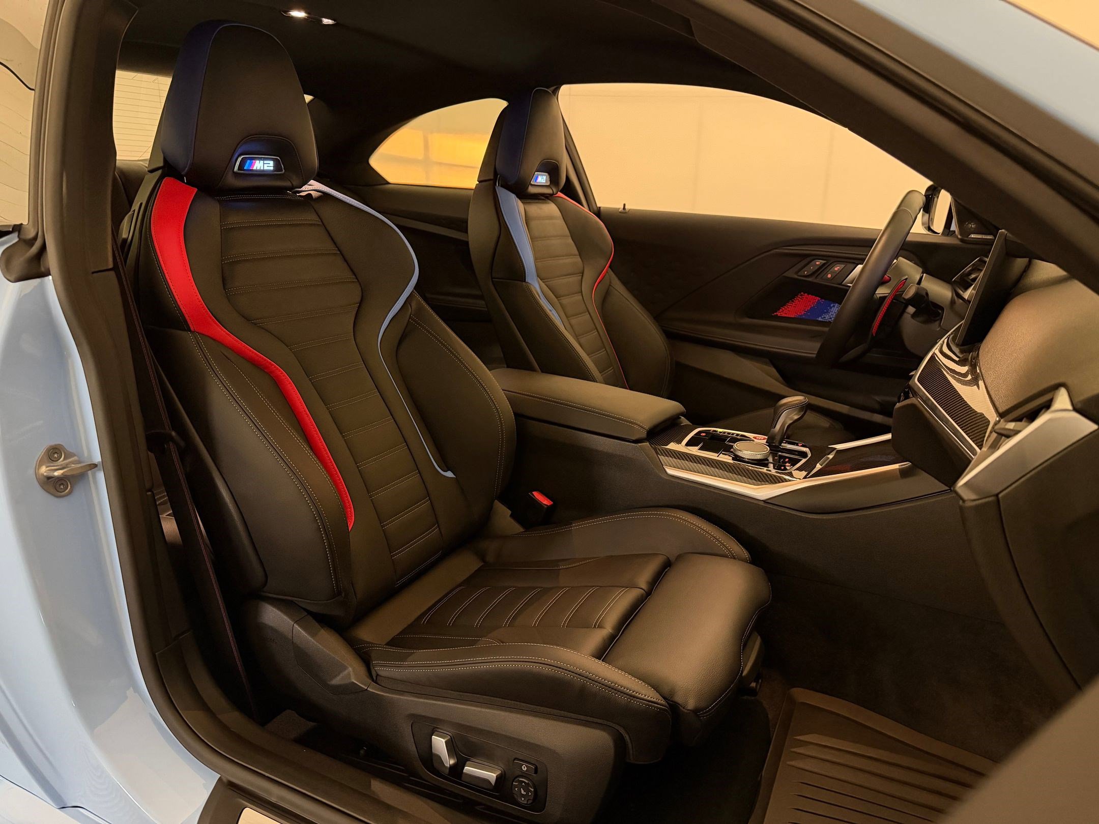 Used 2024 BMW M2 w/ Lighting Package image 28