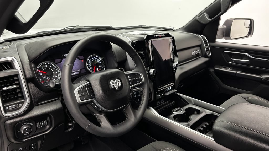 Used 2025 RAM 1500 Big Horn AWD/4WD image 18