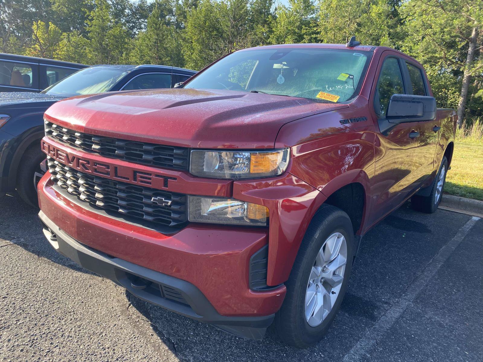 Used 2022 Chevrolet Silverado 1500 Custom w/ LPO, Dark Essentials Package AWD/4WD image 3