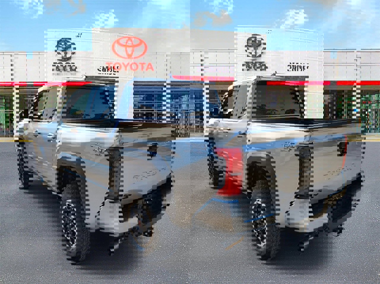 Used 2025 Toyota Tacoma TRD Off-Road image 4