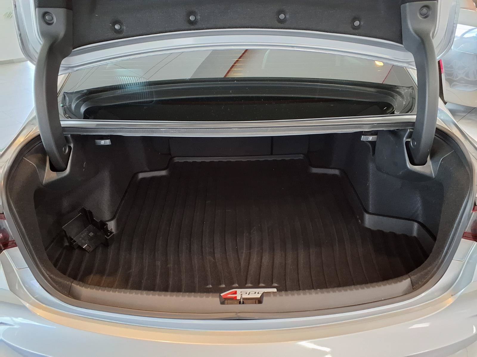 Used 2022 Acura TLX w/ Technology Package FWD image 16