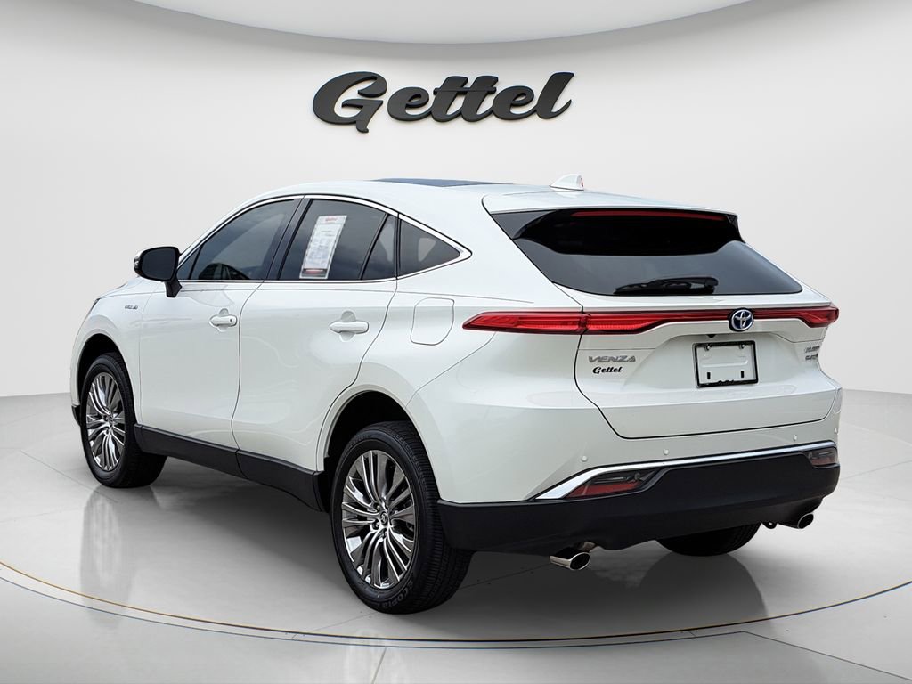 Certified 2021 Toyota Venza Limited w/ Advanced Technology Package image 6