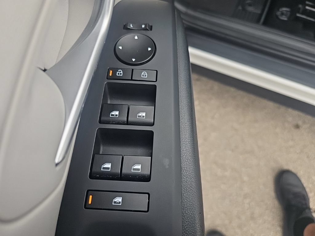 Certified 2025 Hyundai Tucson SEL AWD/4WD image 12
