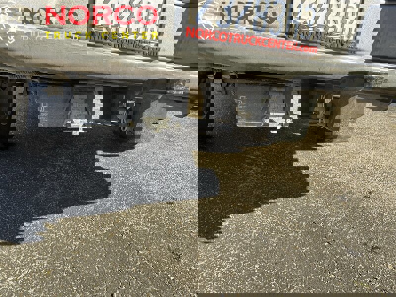 Used 2021 Nissan Frontier SV image 14