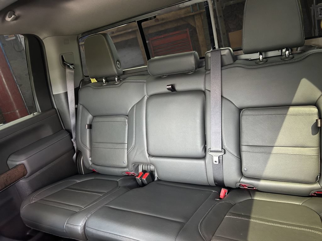 Used 2022 GMC Sierra 3500 Denali w/ Denali Ultimate Package AWD/4WD image 16