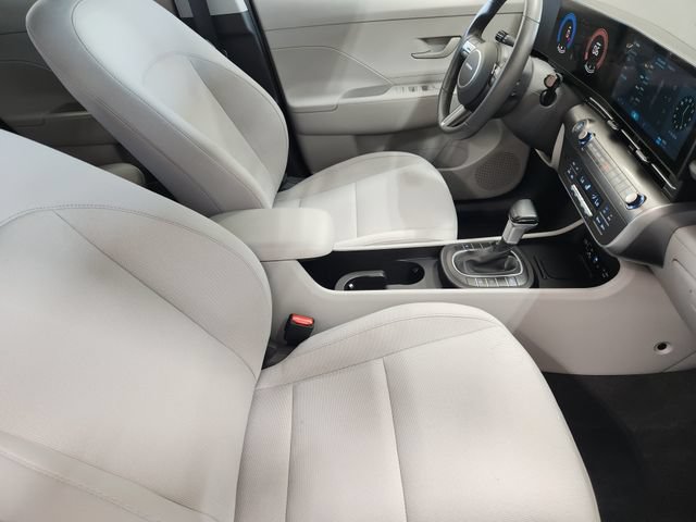 Used 2026 Hyundai Kona SEL Sport FWD image 19
