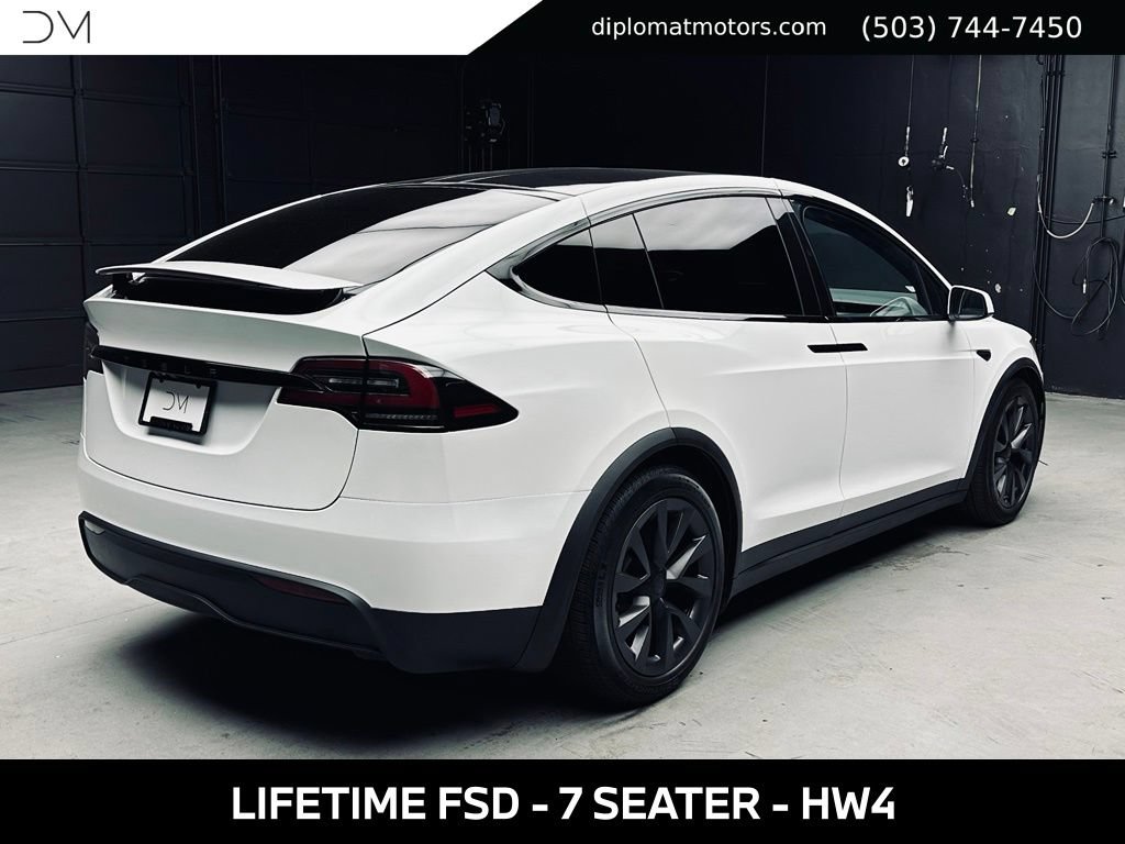 Used 2025 Tesla Model X AWD/4WD image 6