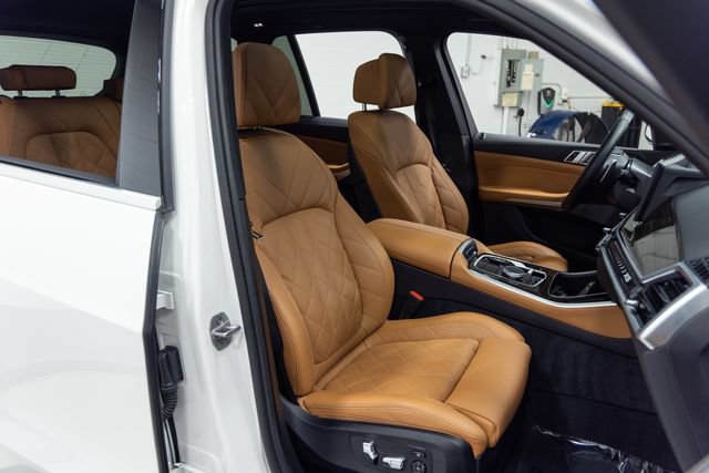 Used 2025 BMW X5 xDrive40i AWD/4WD image 25