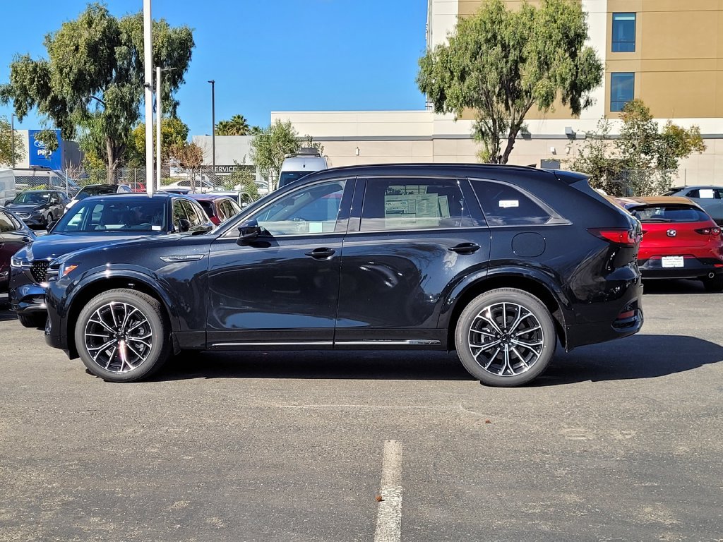 New 2026 MAZDA CX-70 3.3 Turbo S w/ Premium Package AWD/4WD image 2
