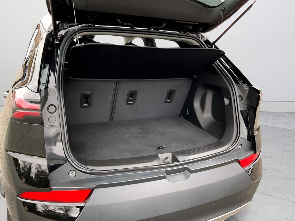 Certified 2023 Chevrolet Bolt EUV LT w/ Driver Confidence Package image 23