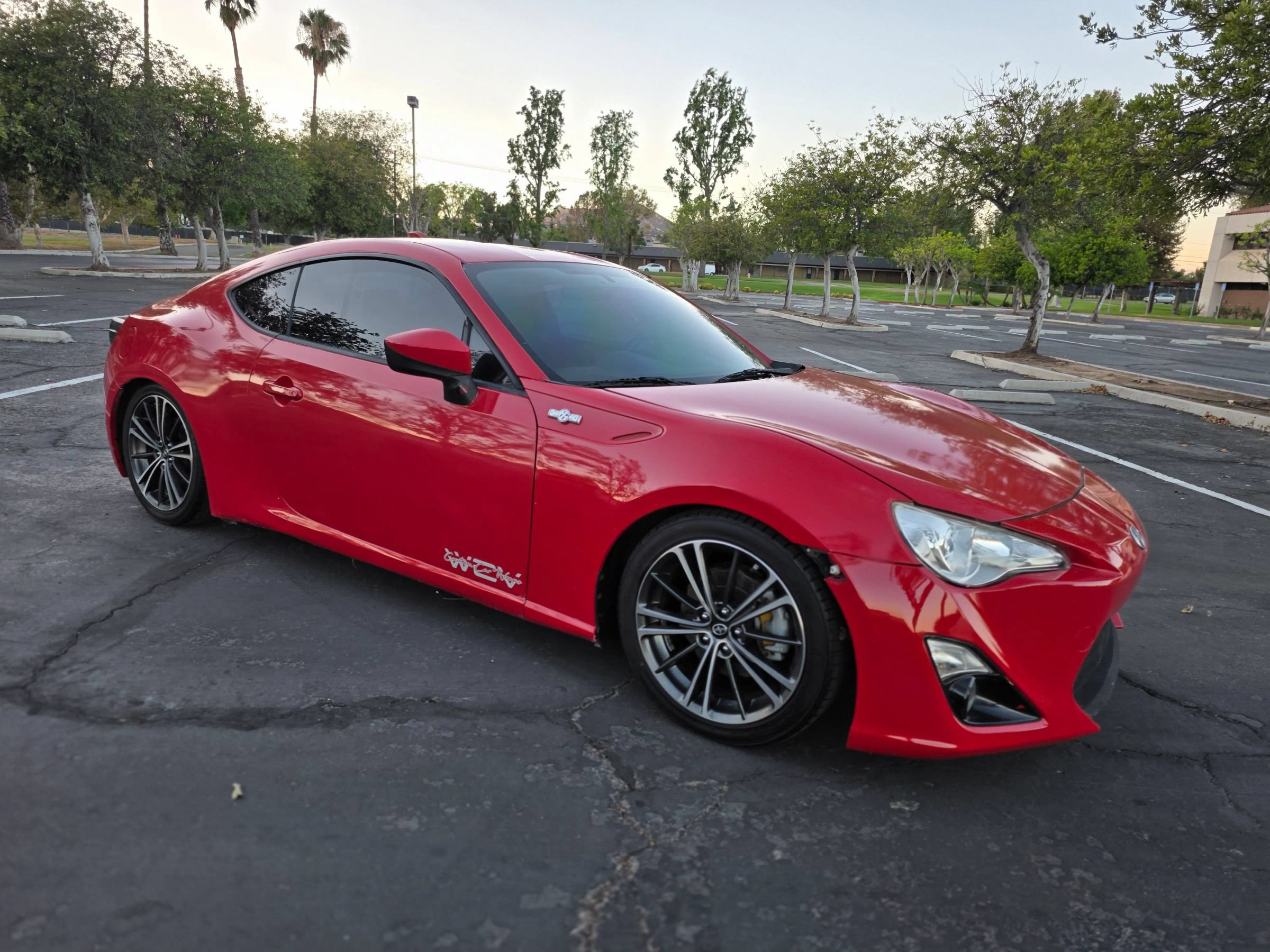 Used 2016 Scion FR-S RWD image 13