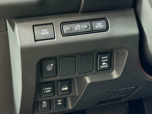 Used 2023 Nissan Frontier PRO-4X w/ Pro-4X Premium Package image 12