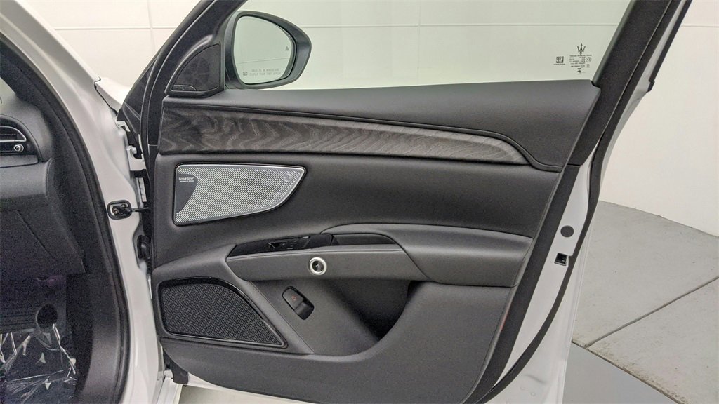 New 2024 Maserati Grecale GT image 76