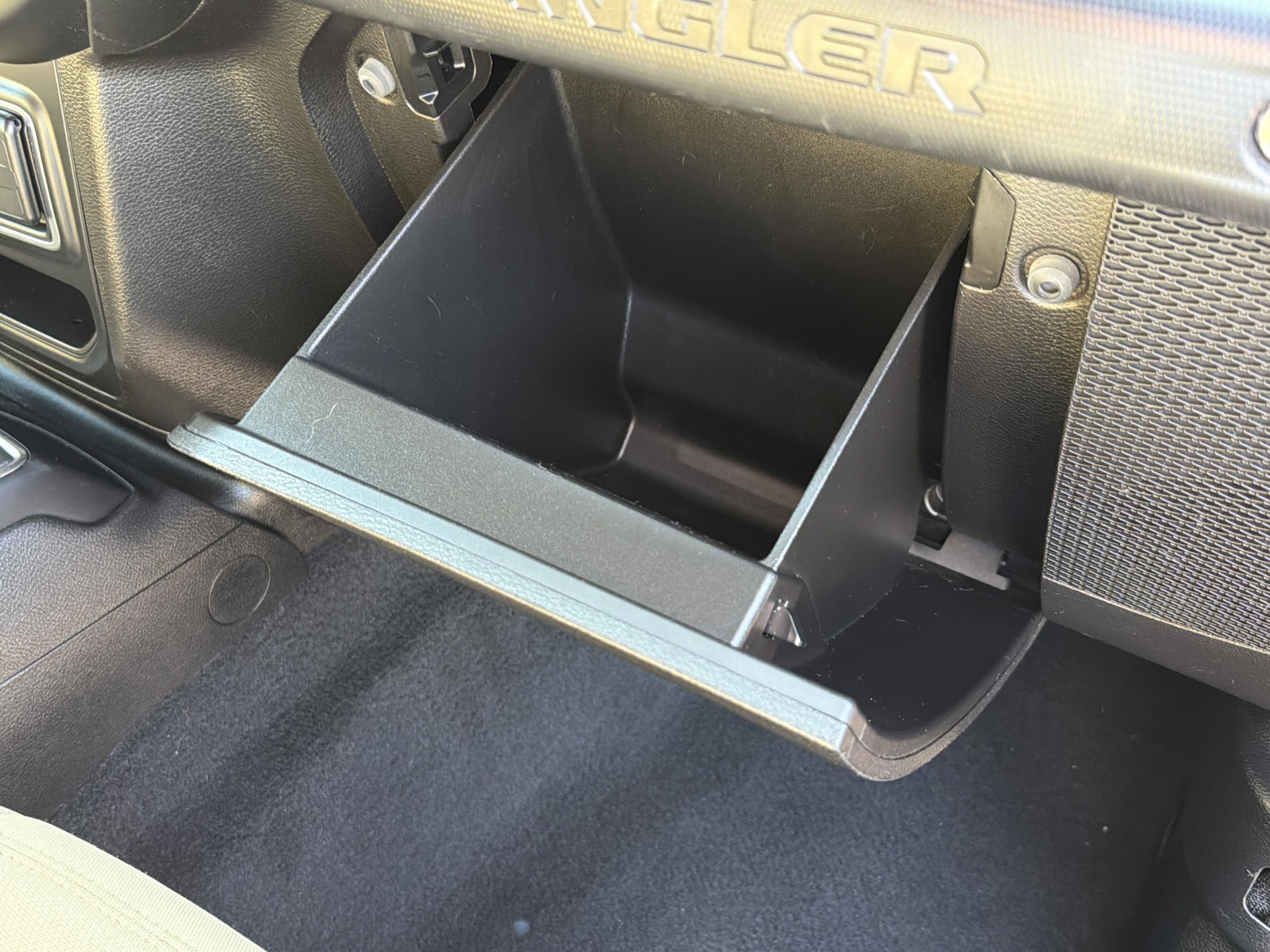 Used 2021 Jeep Wrangler Unlimited Sport image 30